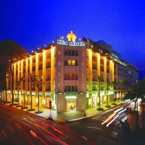 TOP KHÁCH SẠN VỚI BALLROOM TỔ CHỨC YEAR END PARTY ẤN TƯỢNG